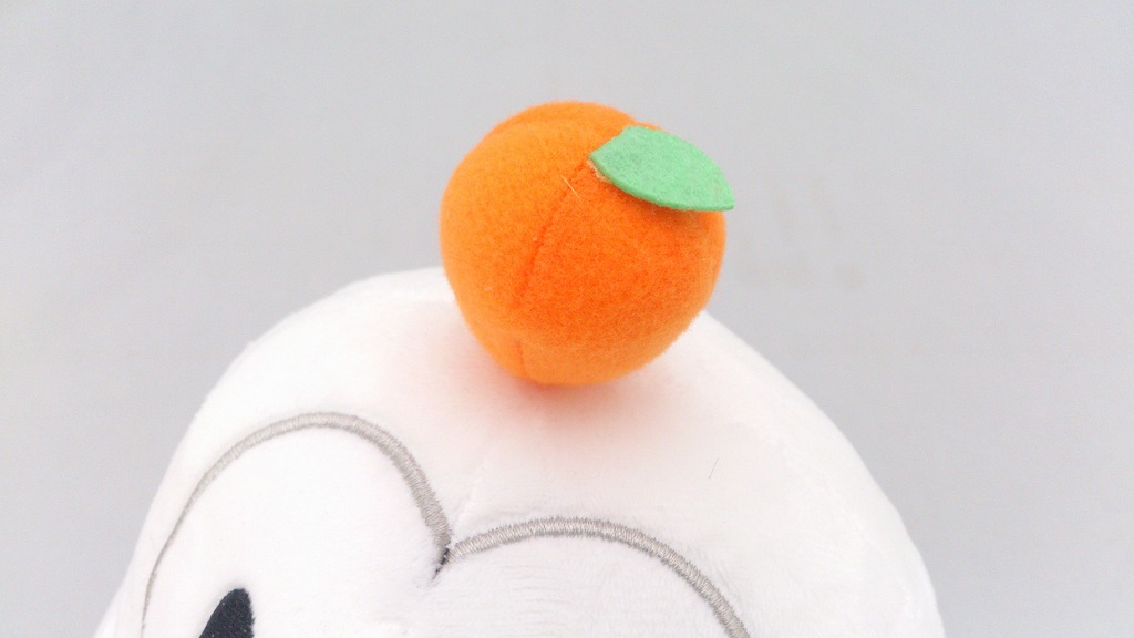 モクローの鏡餅ぬいぐるみ - お菓子食べながらポケモンと寝たい