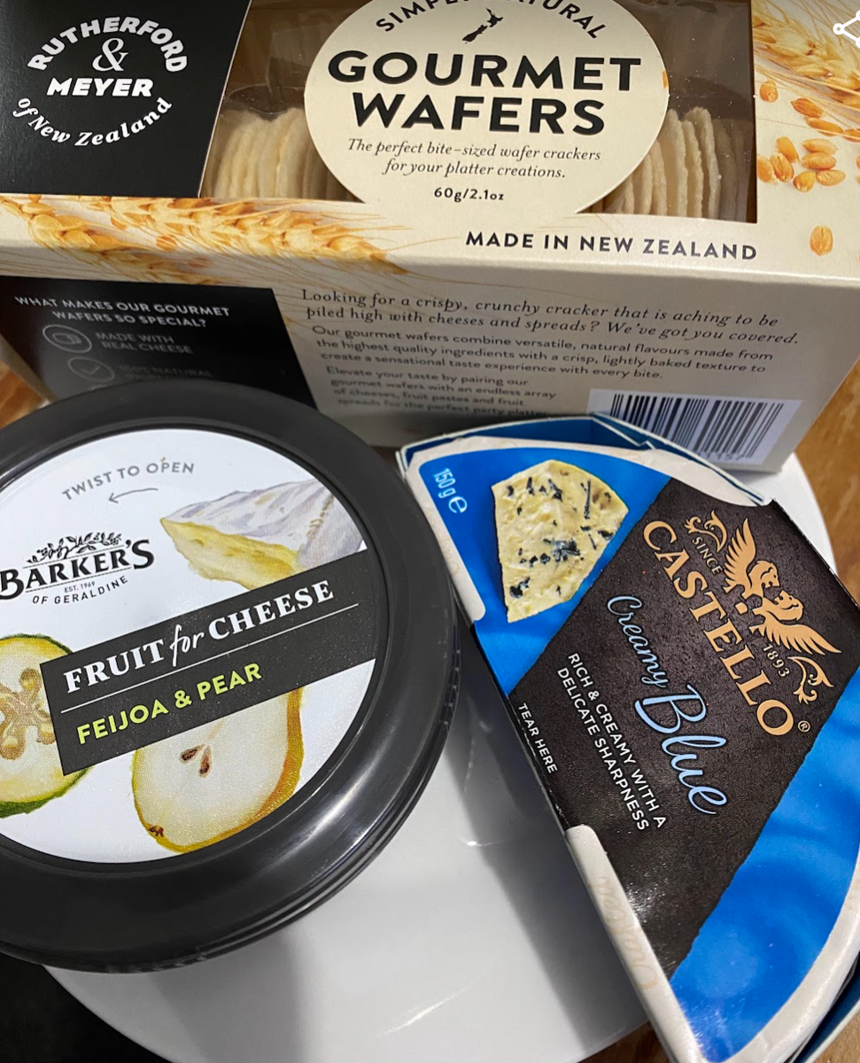 ブルーチーズとフィジョアジャム？？意外で最高な組み合わせ！ ニュージーランドと猫のバリー