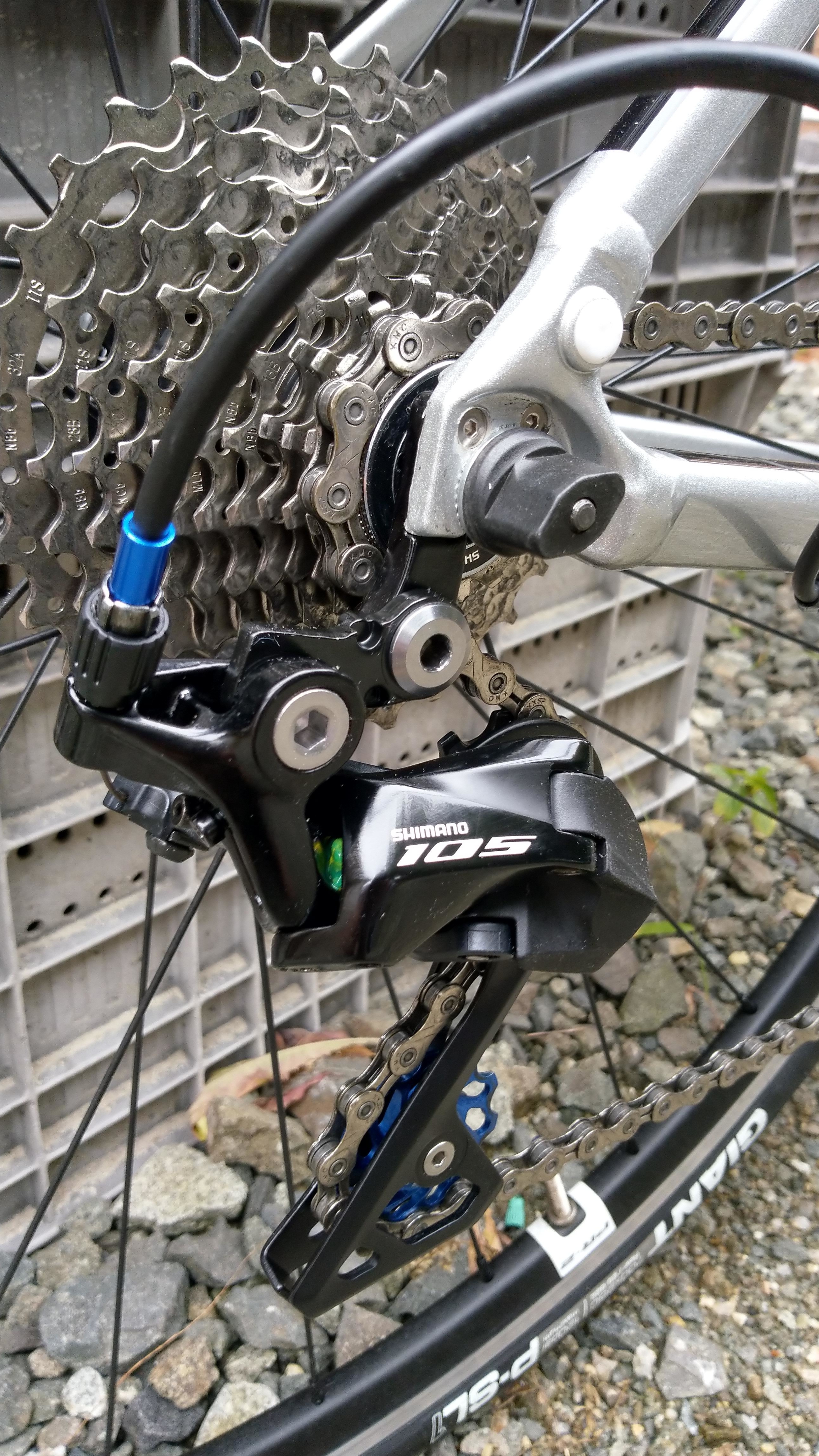 メインバイク GIANT DEFY1 2016 - 限界放大生の雑記