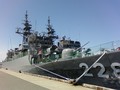 [携帯で風景]護衛艦「ゆうべつ」と「ゆうばり」#1
