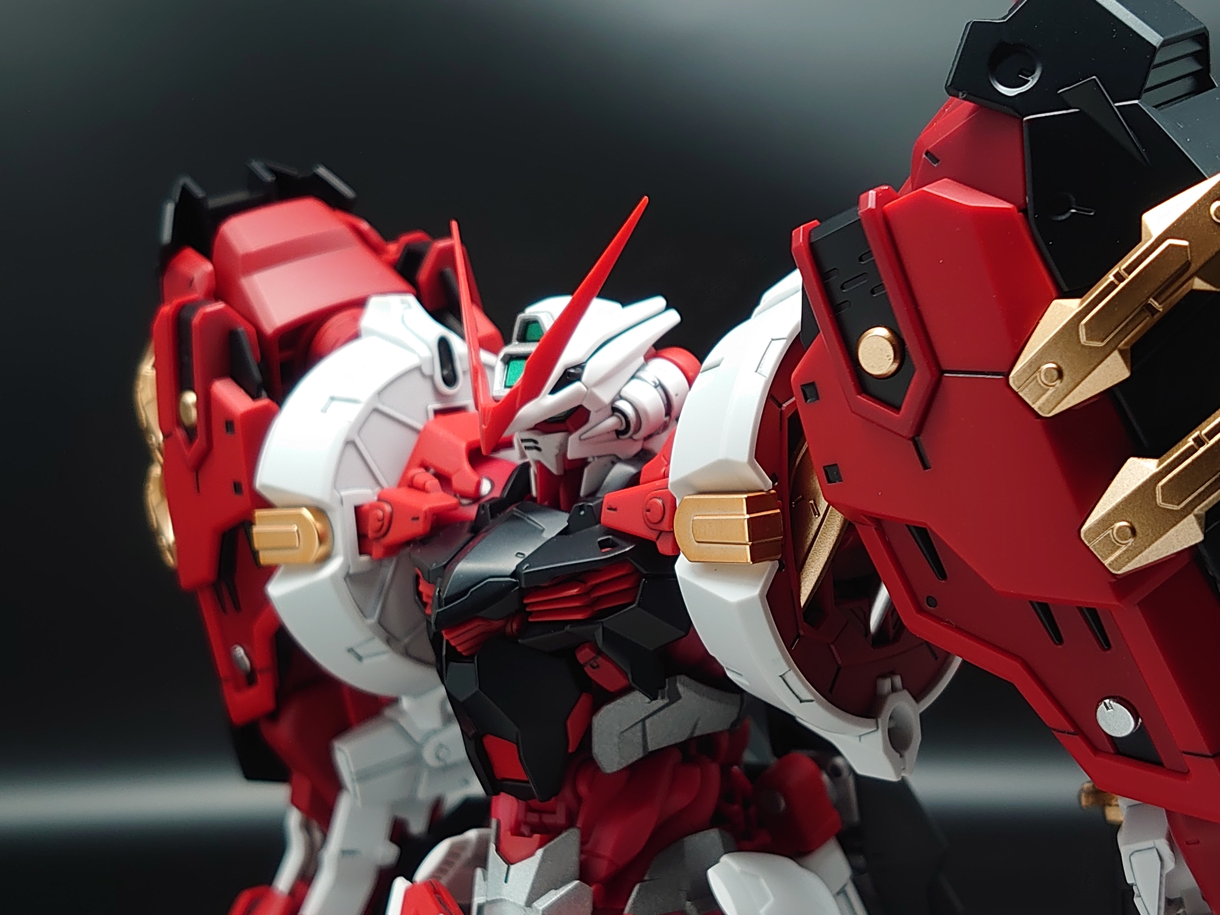HiRM ガンダムアストレイ・レッドフレーム・パワードレッド(3) 完成