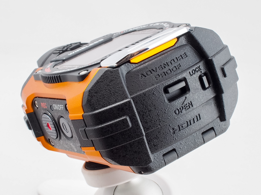 カメみたいな見た目のアクションカメラ「RICOH WG-M1」を買ってみた