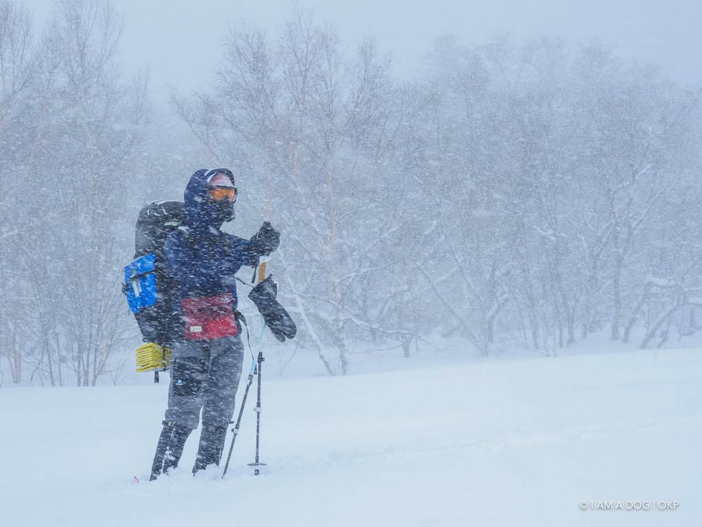 登山や撮影時に偏光サングラスや高価なサングラスを使わない理由