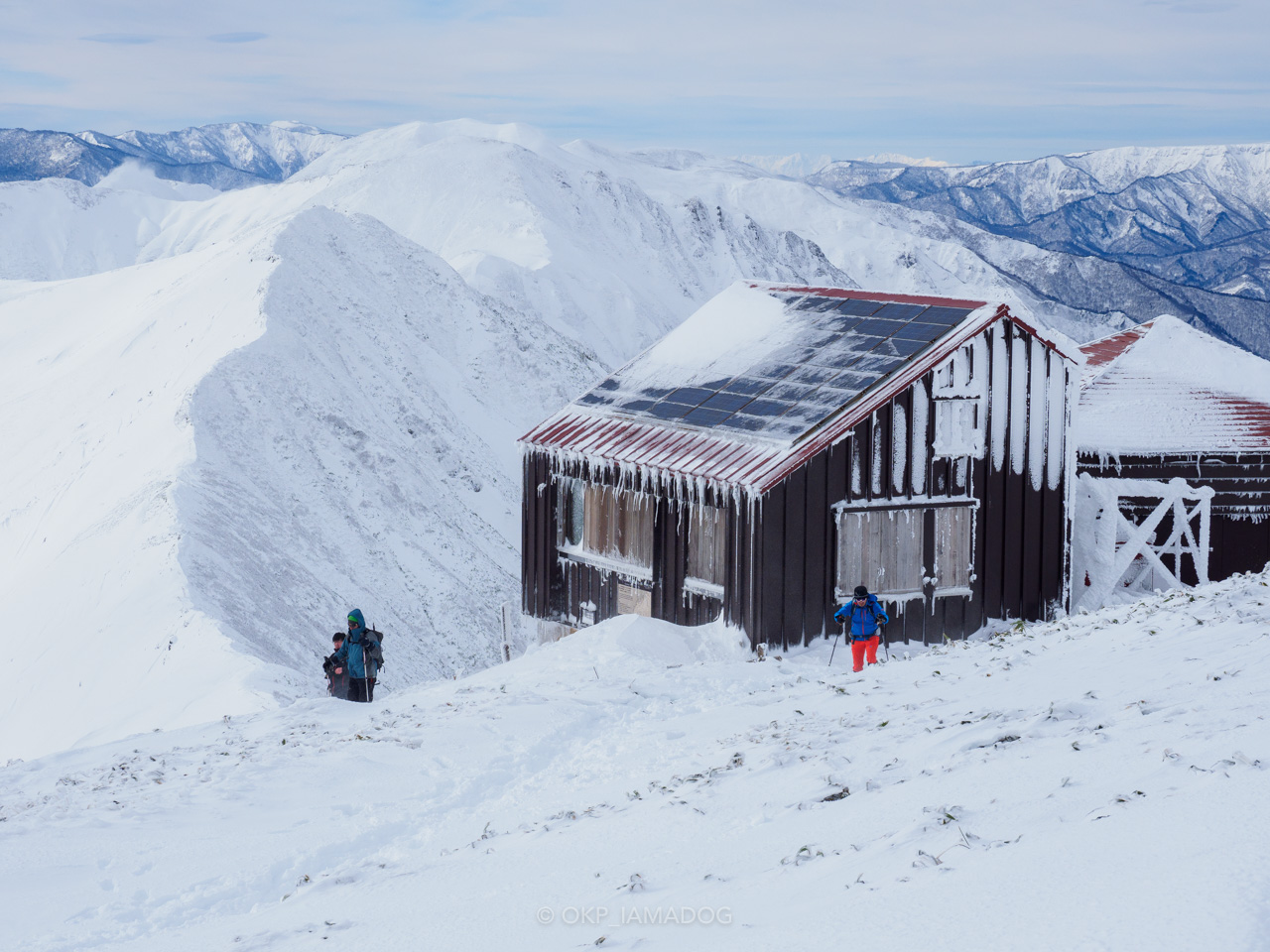 雪山初めは谷川岳天神尾根 久々のソロ山行でたっぷり積もった新雪を歩いてきた I Am A Dog