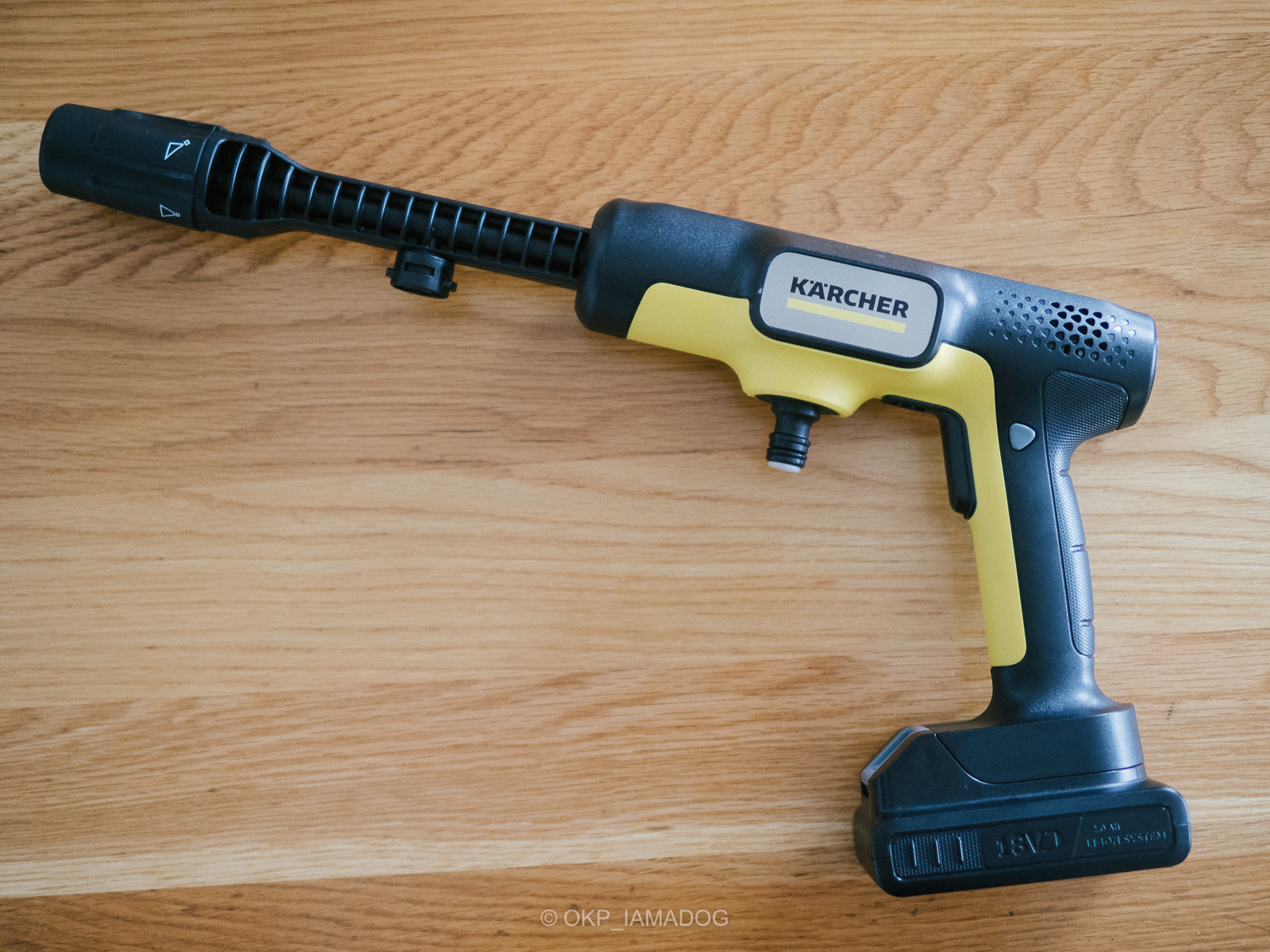コードレスのケルヒャー OC 5 Handyを買ってベランダや自転車を高圧