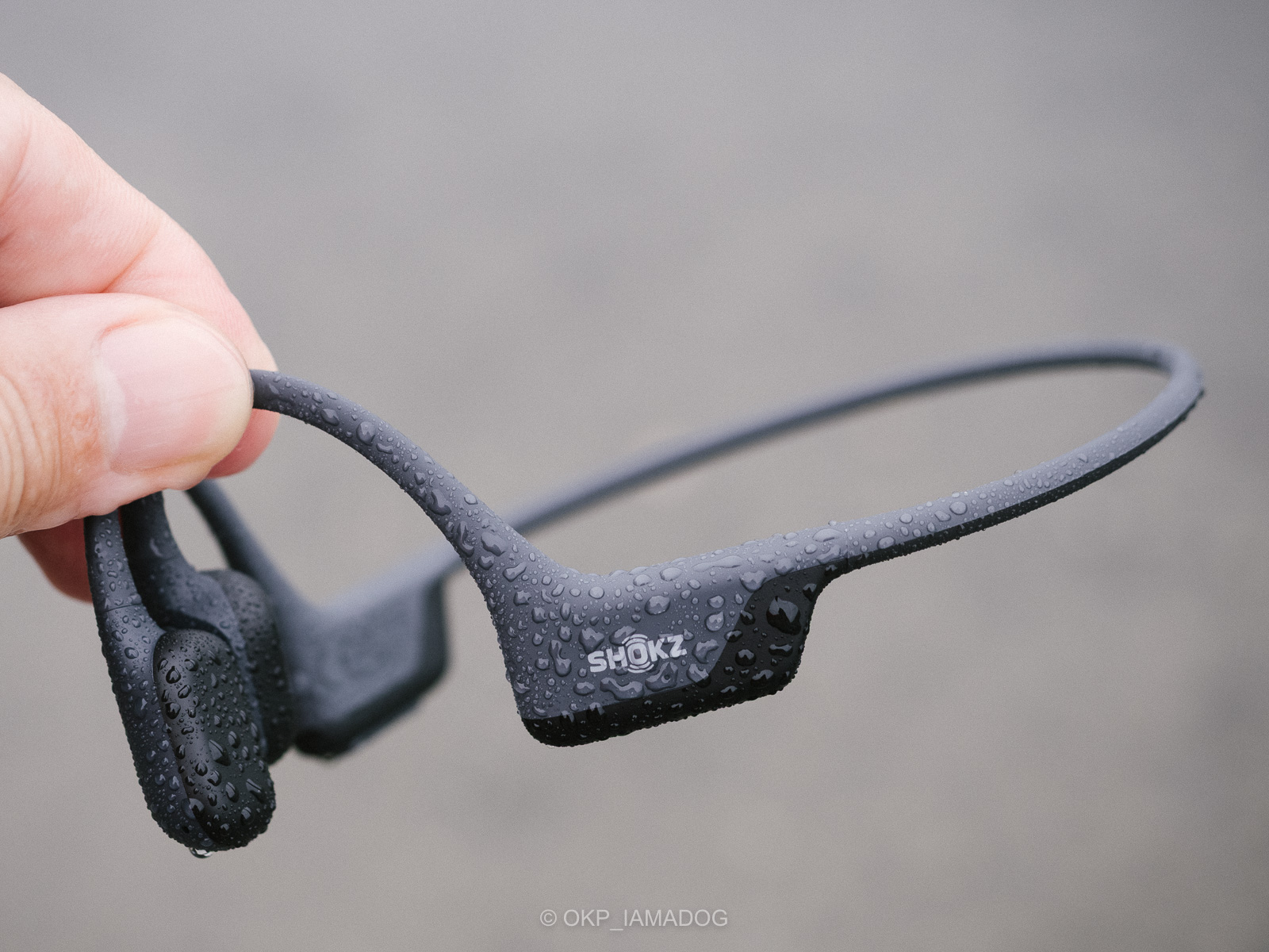 Shokz「OpenRun Air 2」レビュー：骨伝導イヤホンの定番モデルが