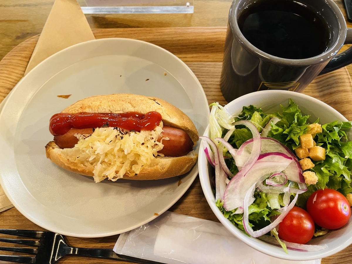 ランプライトブックスホテル　朝食　福岡