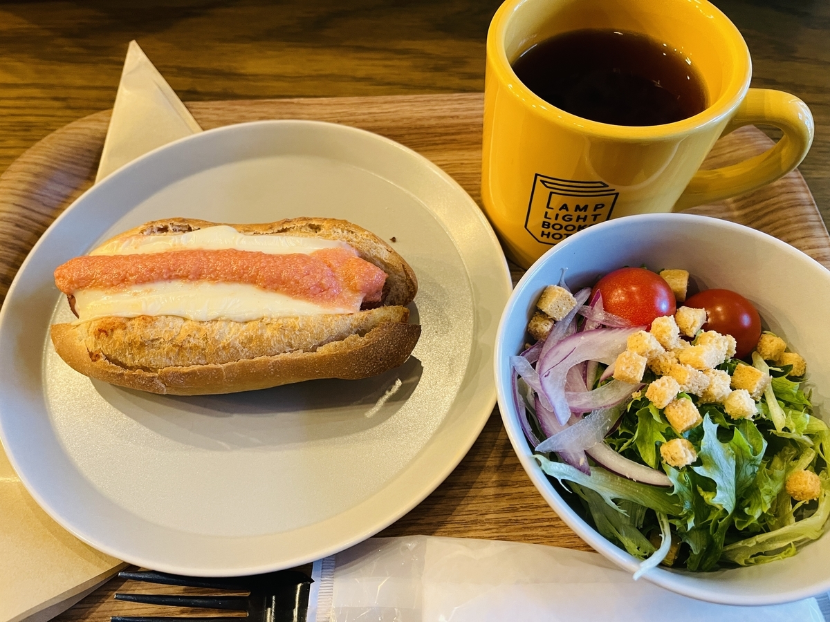 ランプライトブックスホテル　朝食　福岡