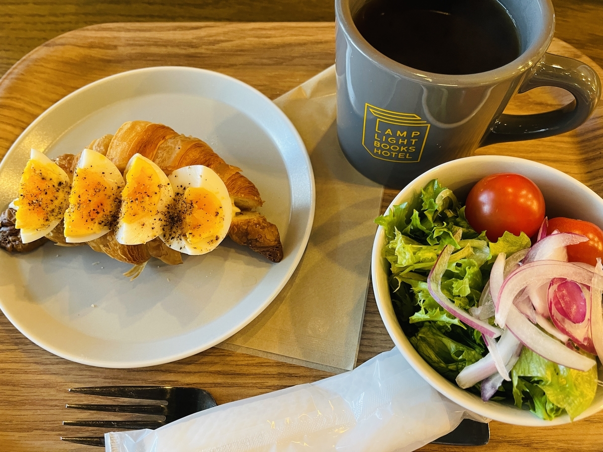 ランプライトブックスホテル　朝食　福岡