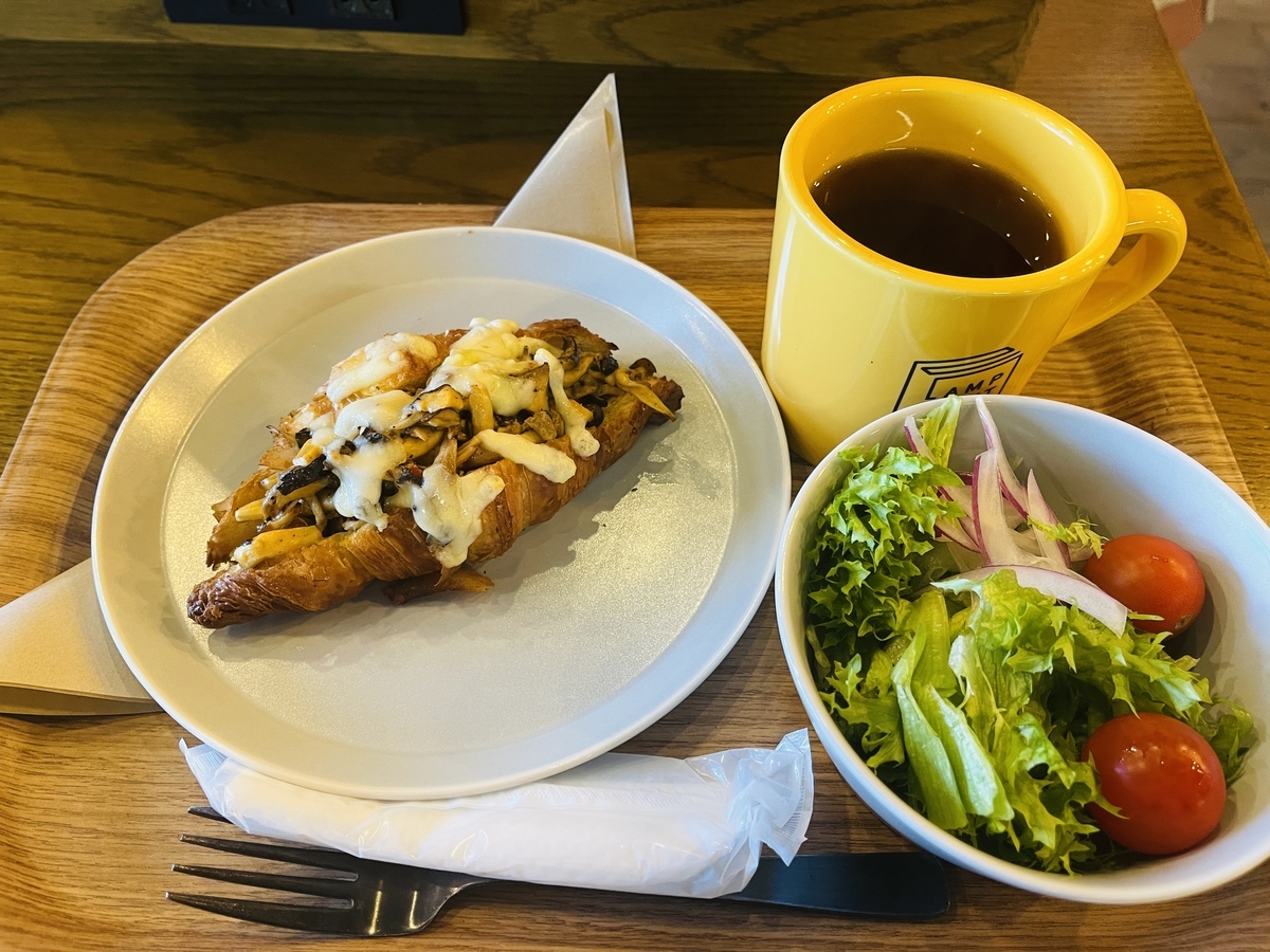 ランプライトブックスホテル　朝食　福岡