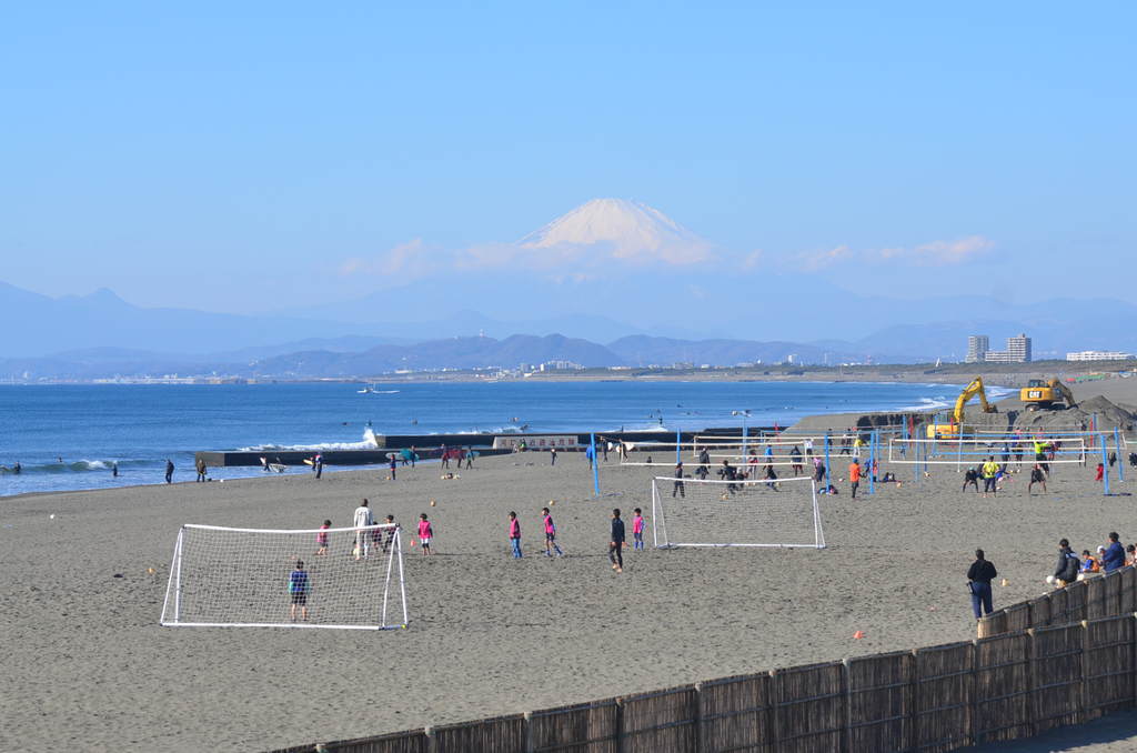 鵠沼からの富士山の眺め