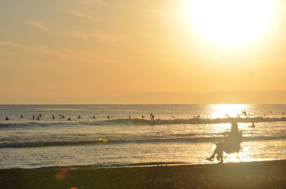 夕方の鵠沼海岸
