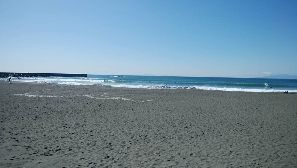 2020年4月14日午前9:35頃の茅ヶ崎西浜