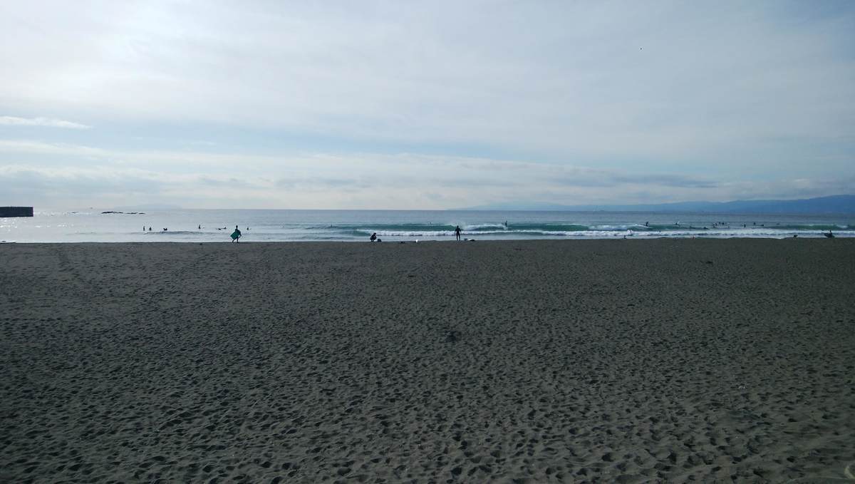 2021年1月3日午前10:24の茅ヶ崎西浜