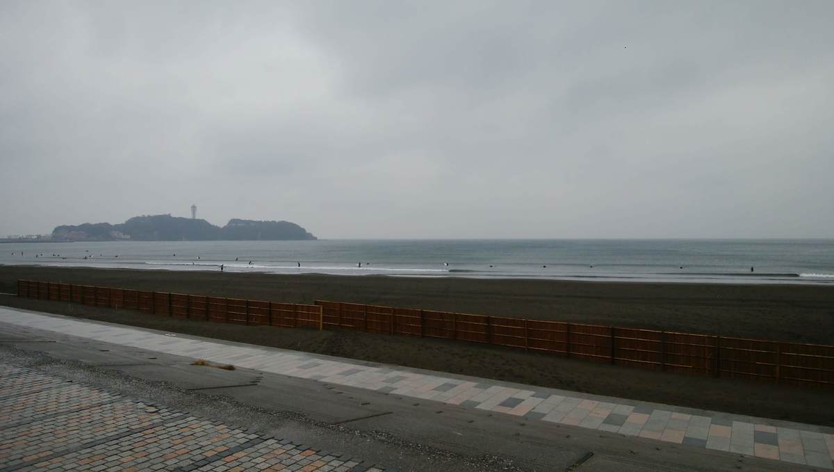 2021年1月23日午後12:57の鵠沼銅像前