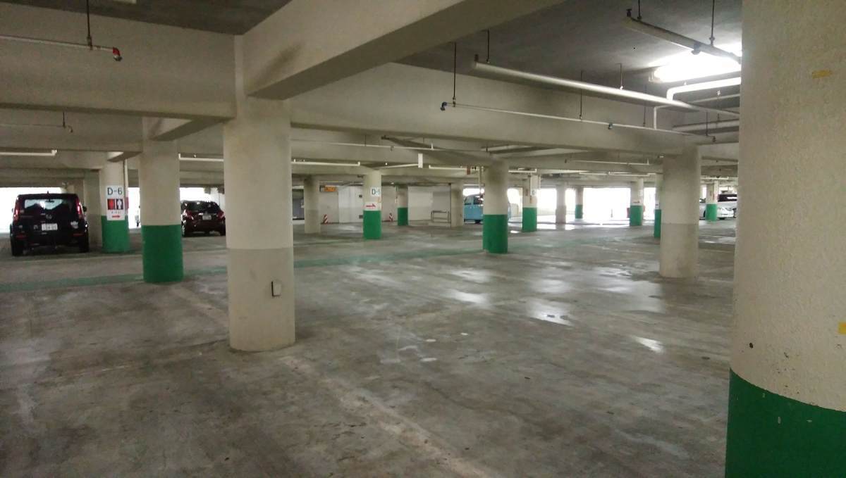 湘南海岸公園 西部駐車場