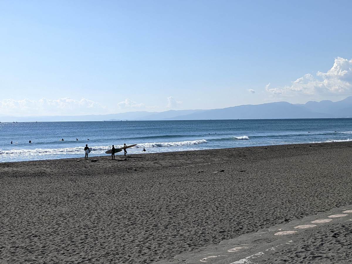 2021年11月5日昼12:38の茅ヶ崎西浜
