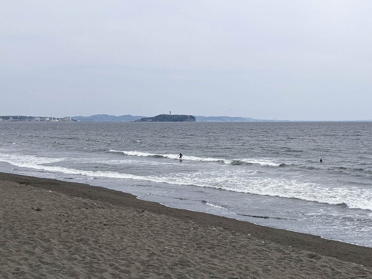 2023年4月5日昼12:47の茅ヶ崎ラチエン前