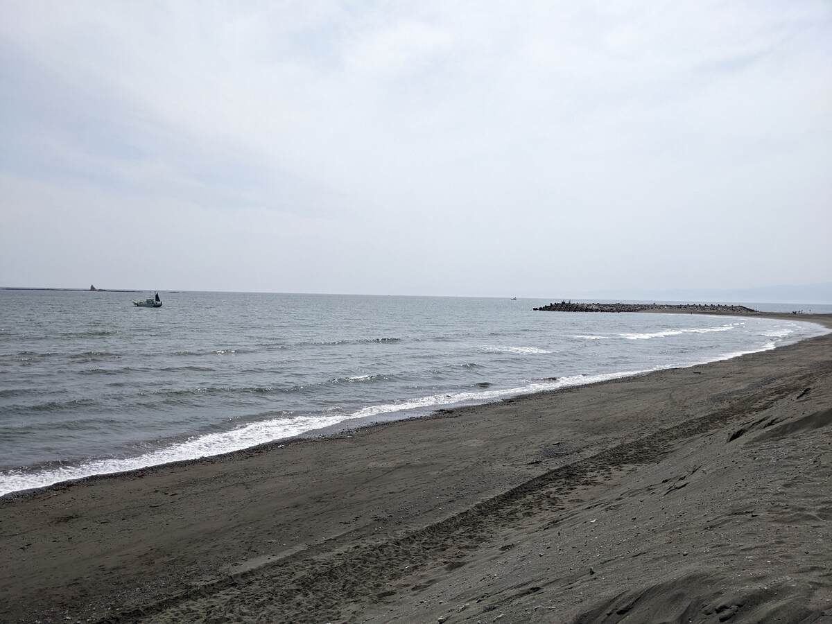 2023年4月21日昼13:20の茅ヶ崎ラチエン前