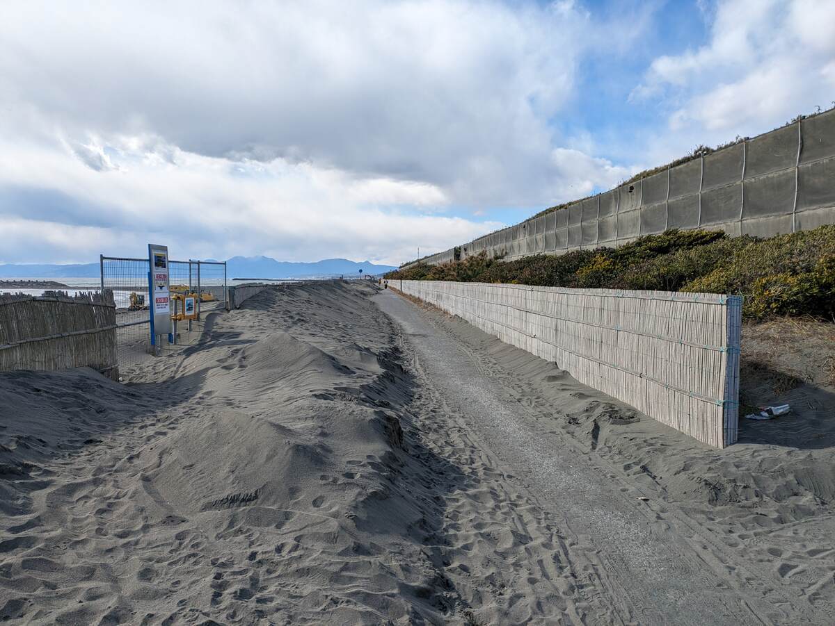 2024年1月24日昼12:44の茅ヶ崎海岸サイクリングロード