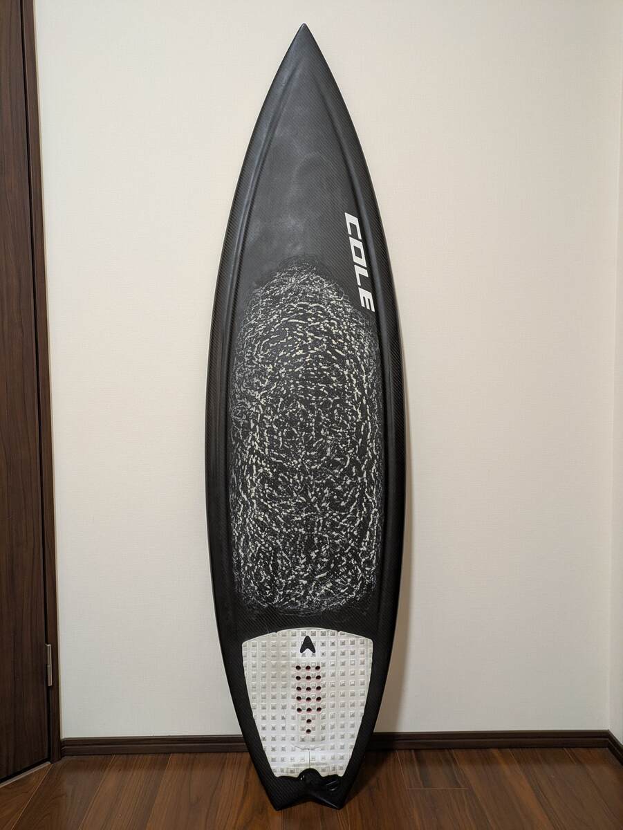AVISO COLE ZEN 2 5'11" x 19'1/4" x 2'1/4" (28.25 L)