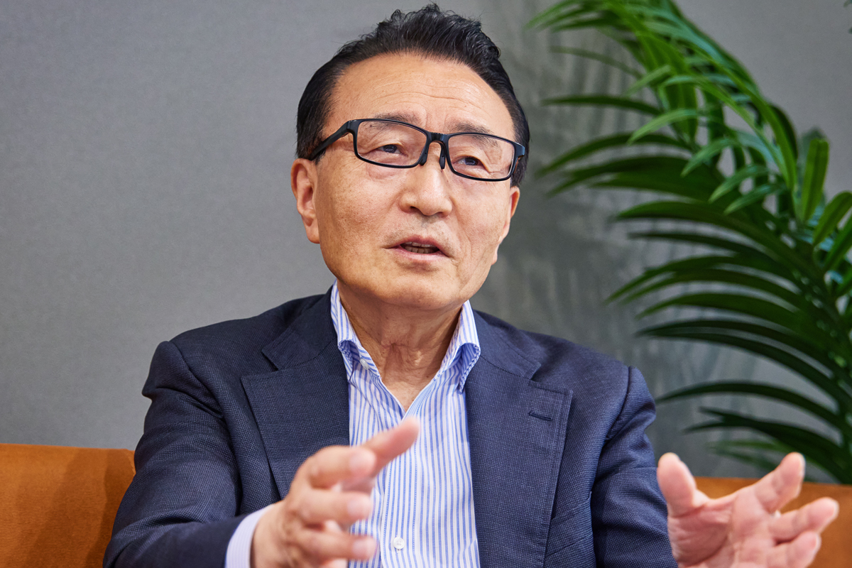 後継者の心得と成長戦略指南 - MOVE ON│オリックス株式会社