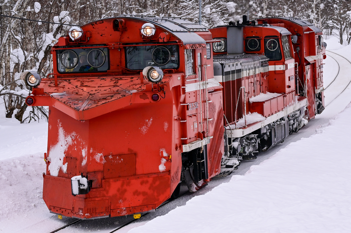 北海道遠征④】宗谷ラッセルを追いかけて - 長都温泉の鉄道撮影記