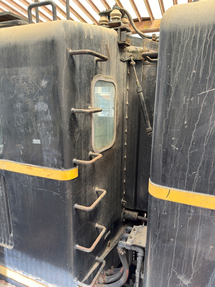 鉄道遺構】マンモス電気機関車EH10を訪ねて - 長都温泉の鉄道撮影記