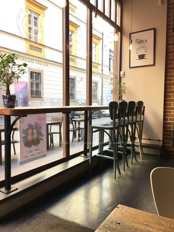 f:id:OSO:20180606142436j:plain f:id:OSO:20180606142436j:plain