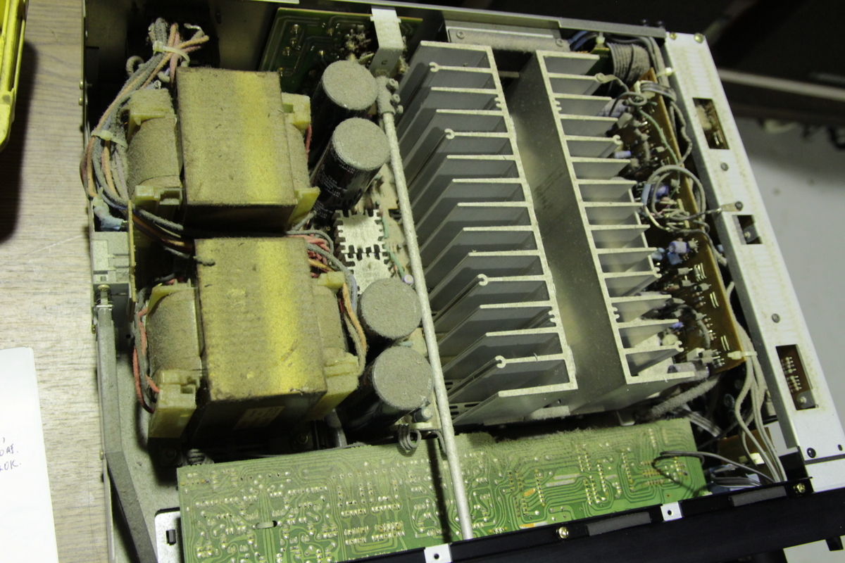 ｈarman/kardon　　プリメインアンプ　PM665　　動作品 Harman Kardon PM665 Vintage Stereo Integrated Amp (1985