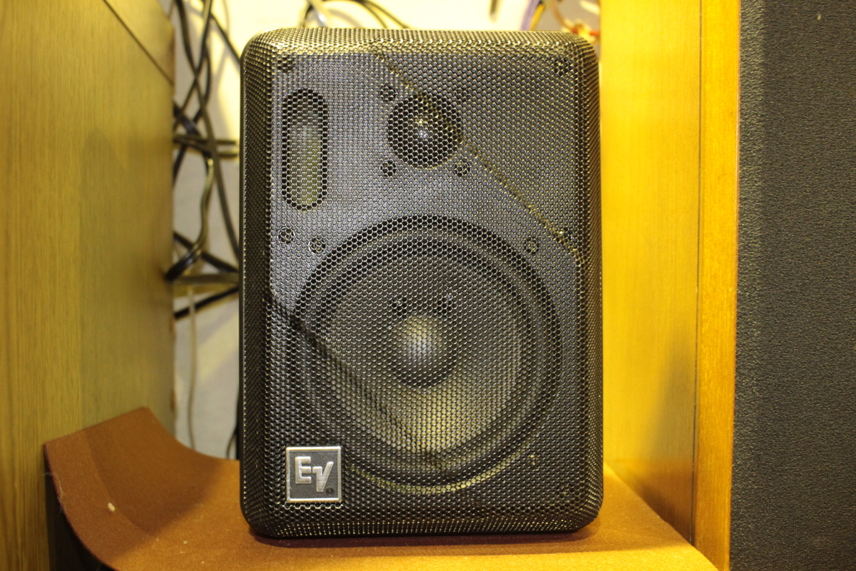 Electro-Voice S40 ちっちゃいエレボイ PAの世界からこんにちは - 音