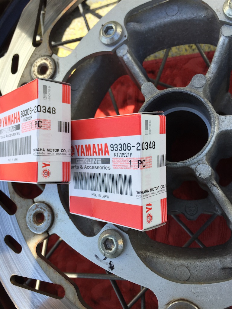 YAMAHA WR250X 純正フロントハブ YAMAHA WR250X 純正フロントハブ