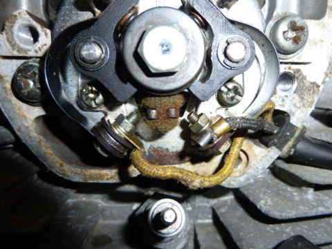 ポイント弄ったら火花が飛ばなくなった 秘密基地overflow