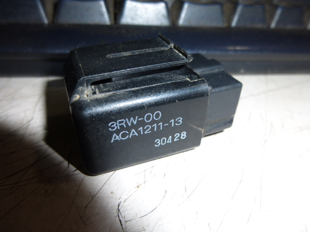 4Jg1 セルリレー、スターターサーキットカットオフリレー交換 - 秘密基地Overflow