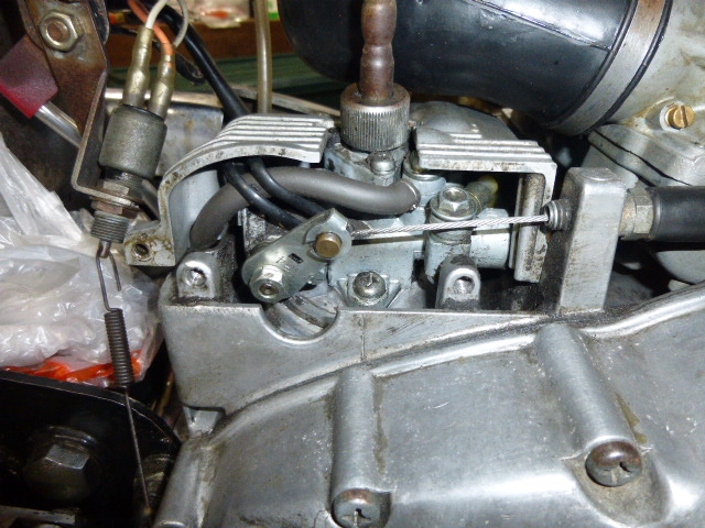 T250 オイル消費量が多い オイルポンプのエア抜き 秘密基地overflow