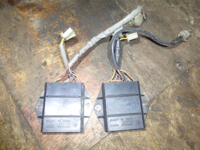 RGV250 VJ21A CDI コントロールユニット J型 88 RGV250γ イグナイター