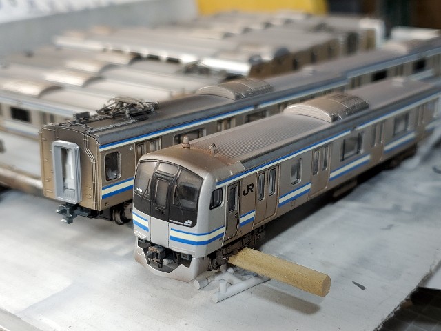 KATO E217系量産先行車を作る その4 - 模型屋のゴミ日記