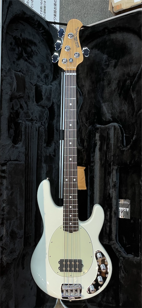 MUSIC MAN StingRay Special - 機材厨こそブログやるべき