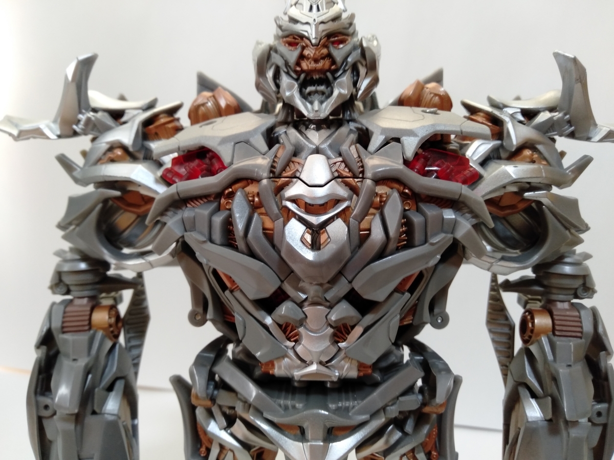 非正規トランスフォーマー　MPM-8 メガトロンっぽい人 レビュー：マスターピースムービーシリーズ MPM-8 メガトロン