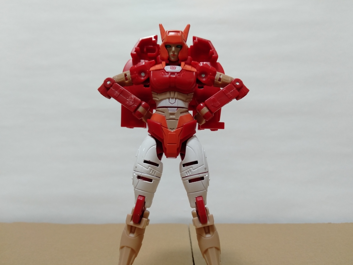 ウーマンサイバトロンのリーダー！WFC-10 エリータ1