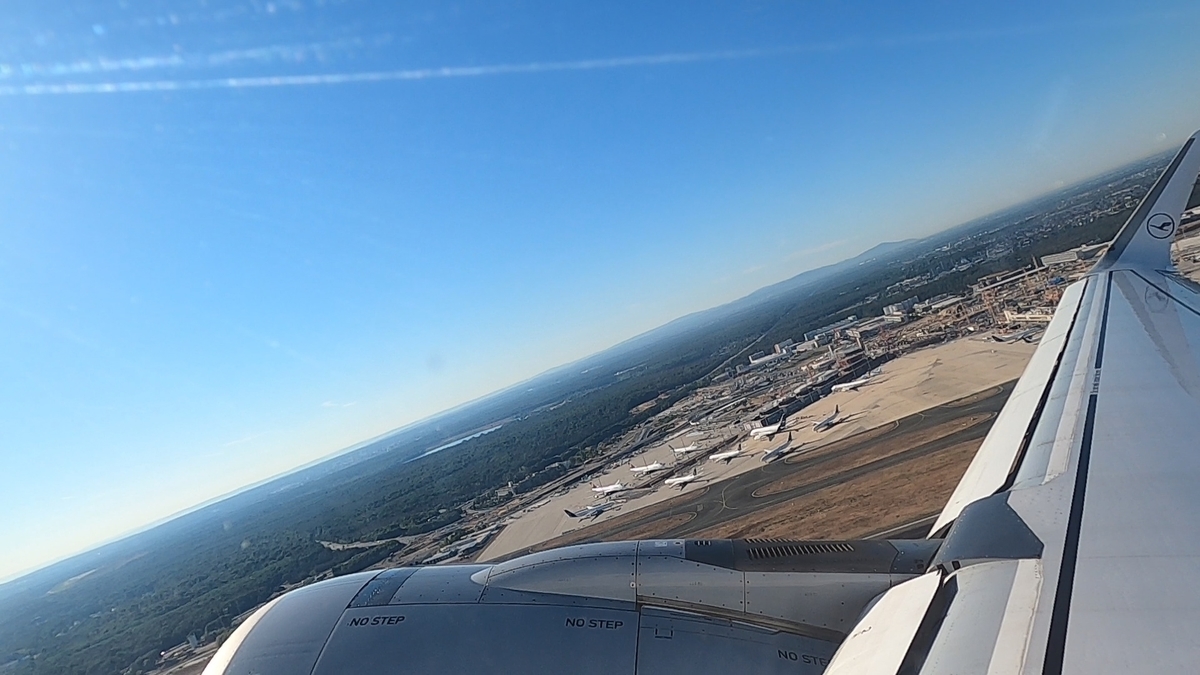 フライトレビュー コロナ禍の欧州内フライト ルフトハンザ航空フランクフルト プラハ便 さあ 飛ぼう