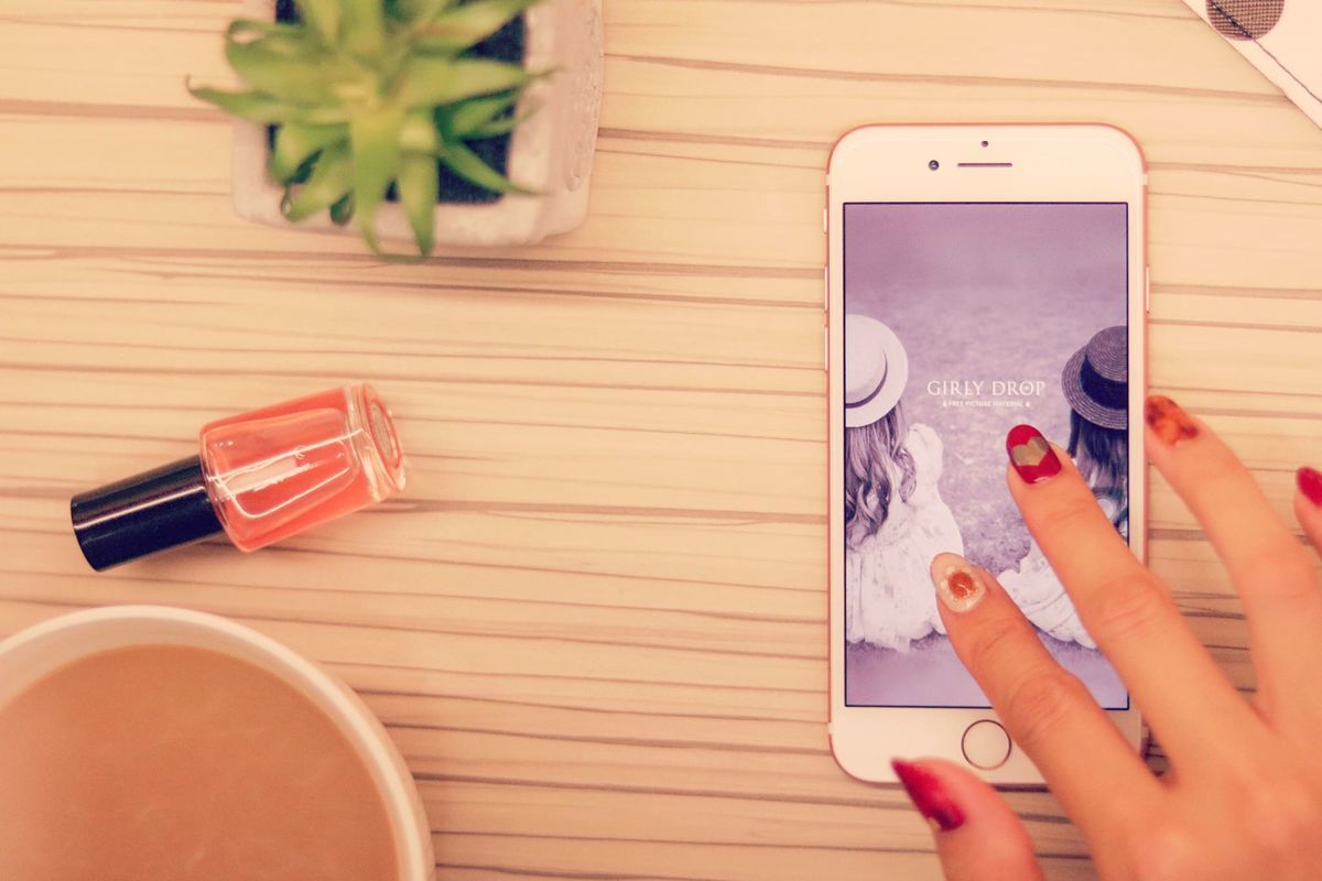 nanoSIMを差し替え、キャリア設定をアップデートする