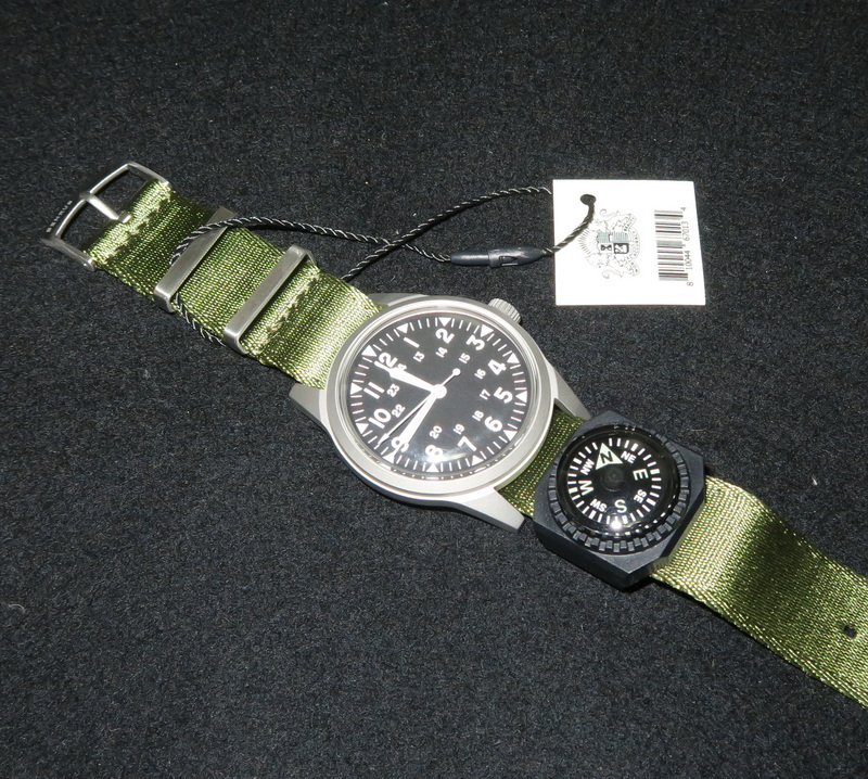 BENRUS　DTU-2A/P（MIL-3818B）☆ハミルトン　ベンラス 1965 Benrus Military Field Watch DTU-2A/P 'MIL-W-3818B'