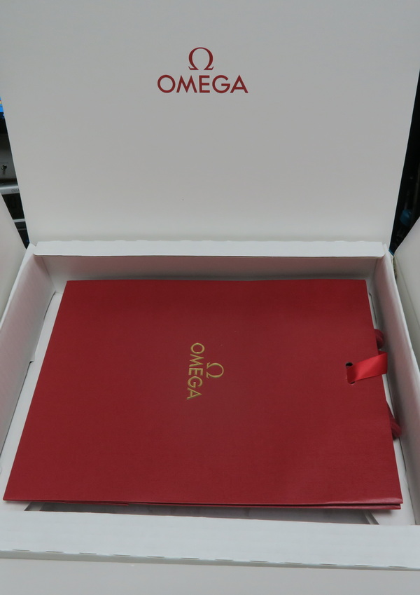 オメガ 箱 ベルトコマ OMEGA ベルクロストラップ - OptoEleMechの日記