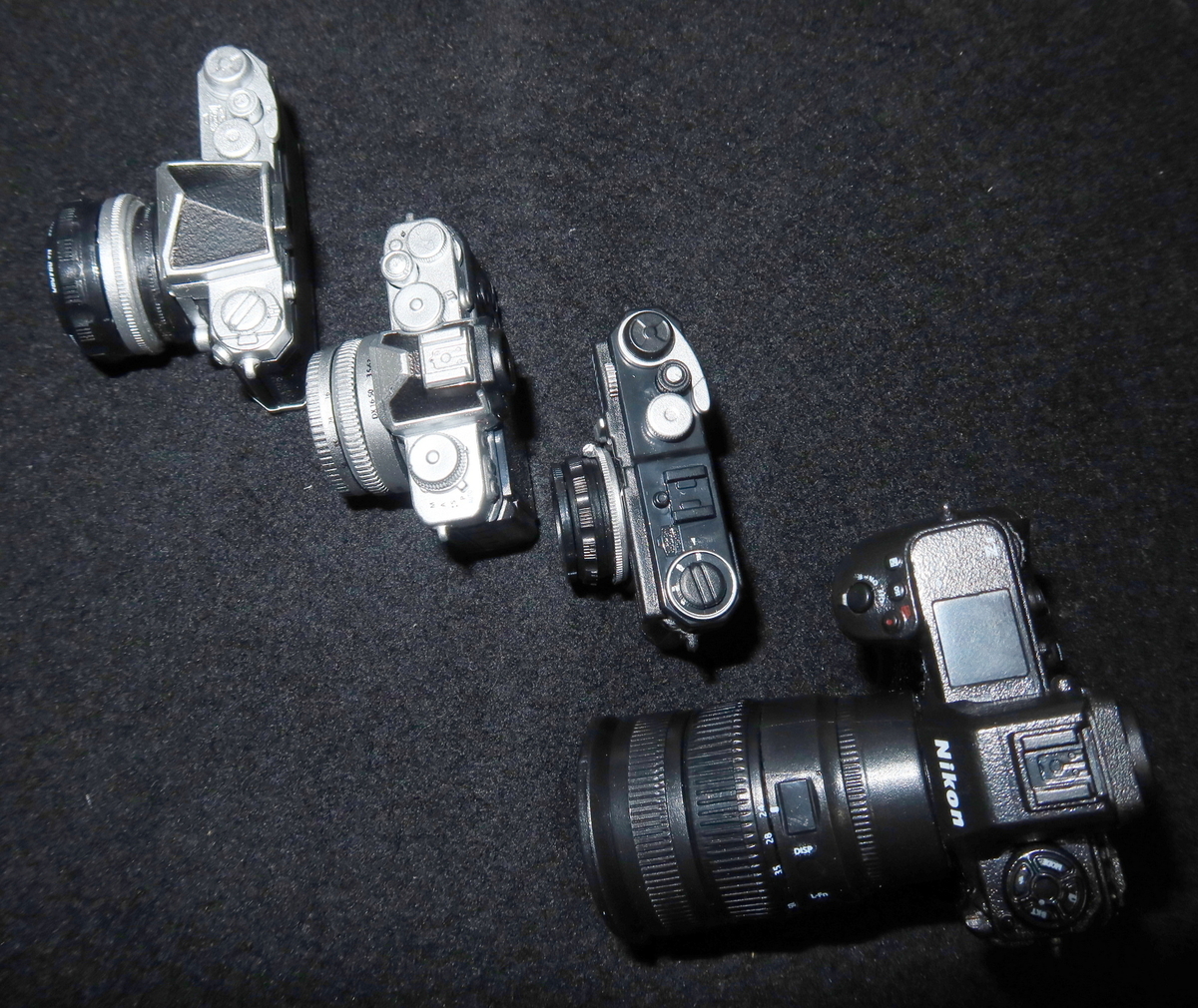 Nikon ミニチュアカメラコレクション - OptoEleMechの日記