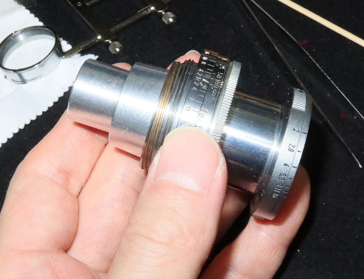 Leica Summitar 5cm F2 - OptoEleMechの日記