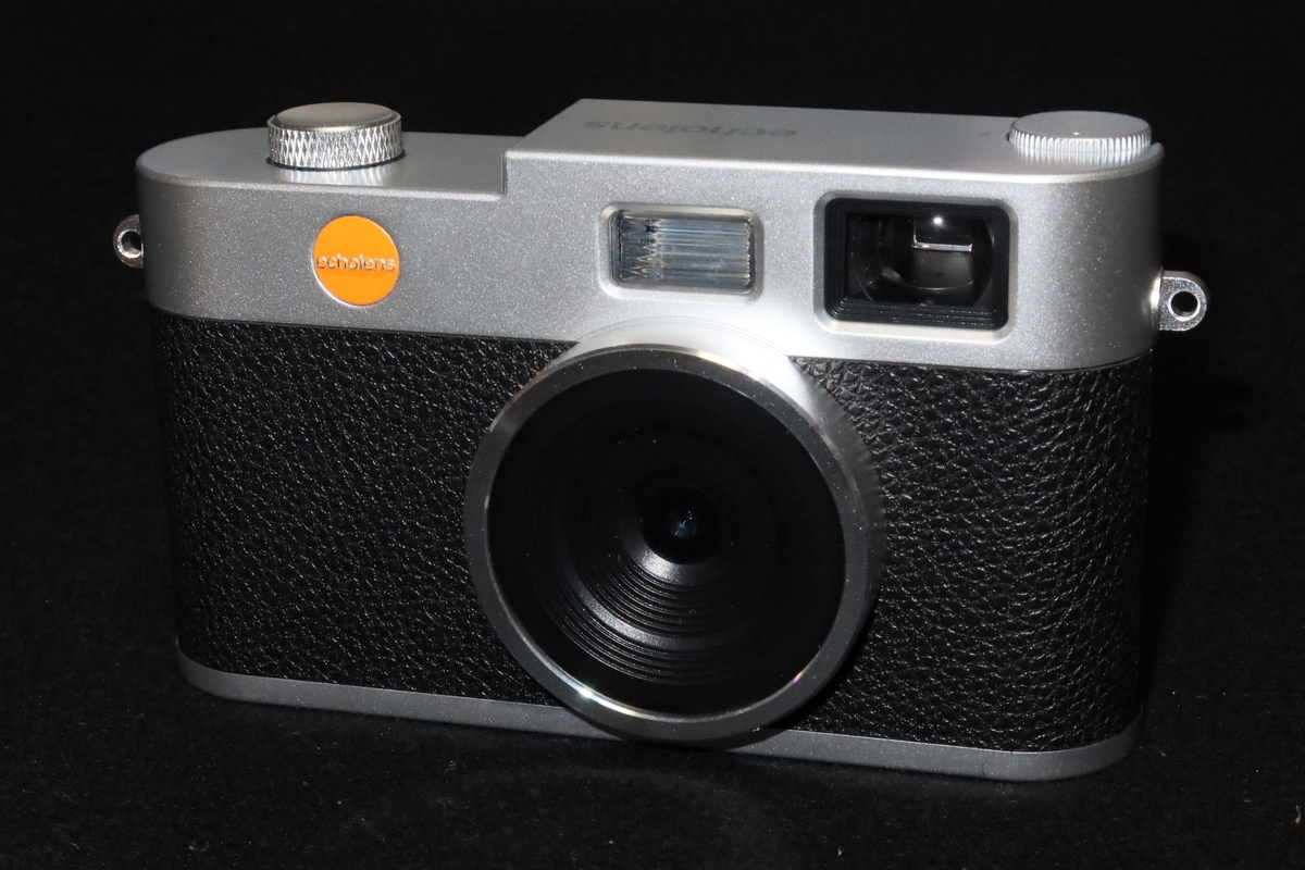 echolens cameraコンパクトデジタルカメラ シルバー/ブラック echolens - The Digital Camera That Feels Like Film - OptoEleMechの日記