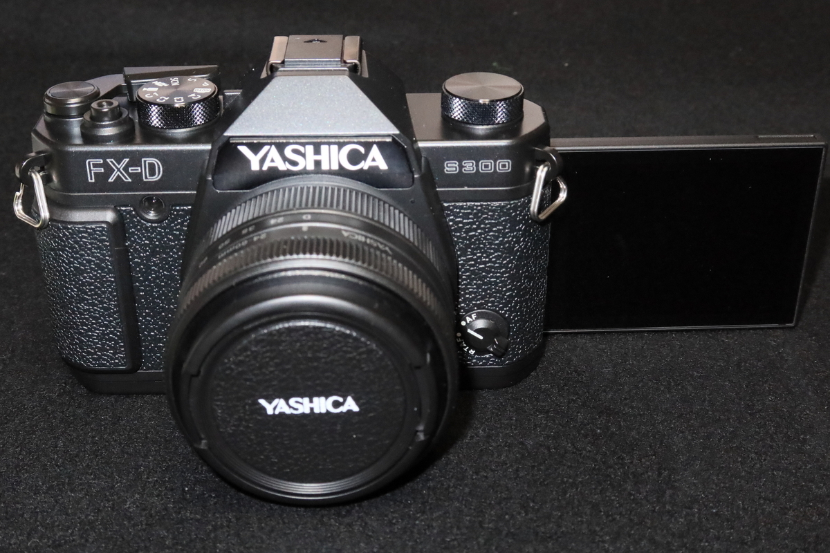 ヤシカ YASHICA FX-D S300 - OptoEleMechの日記