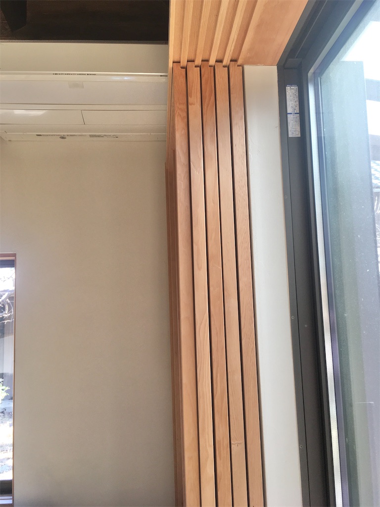 入居１年目の冬のレビュー 無垢材 造作材の暴れ 建具の反り具合公開 スーさんのいえづくり