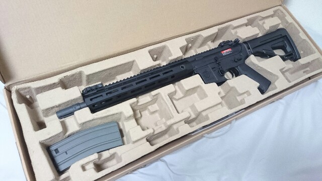 SR16 M4 違い - 工兵備忘録